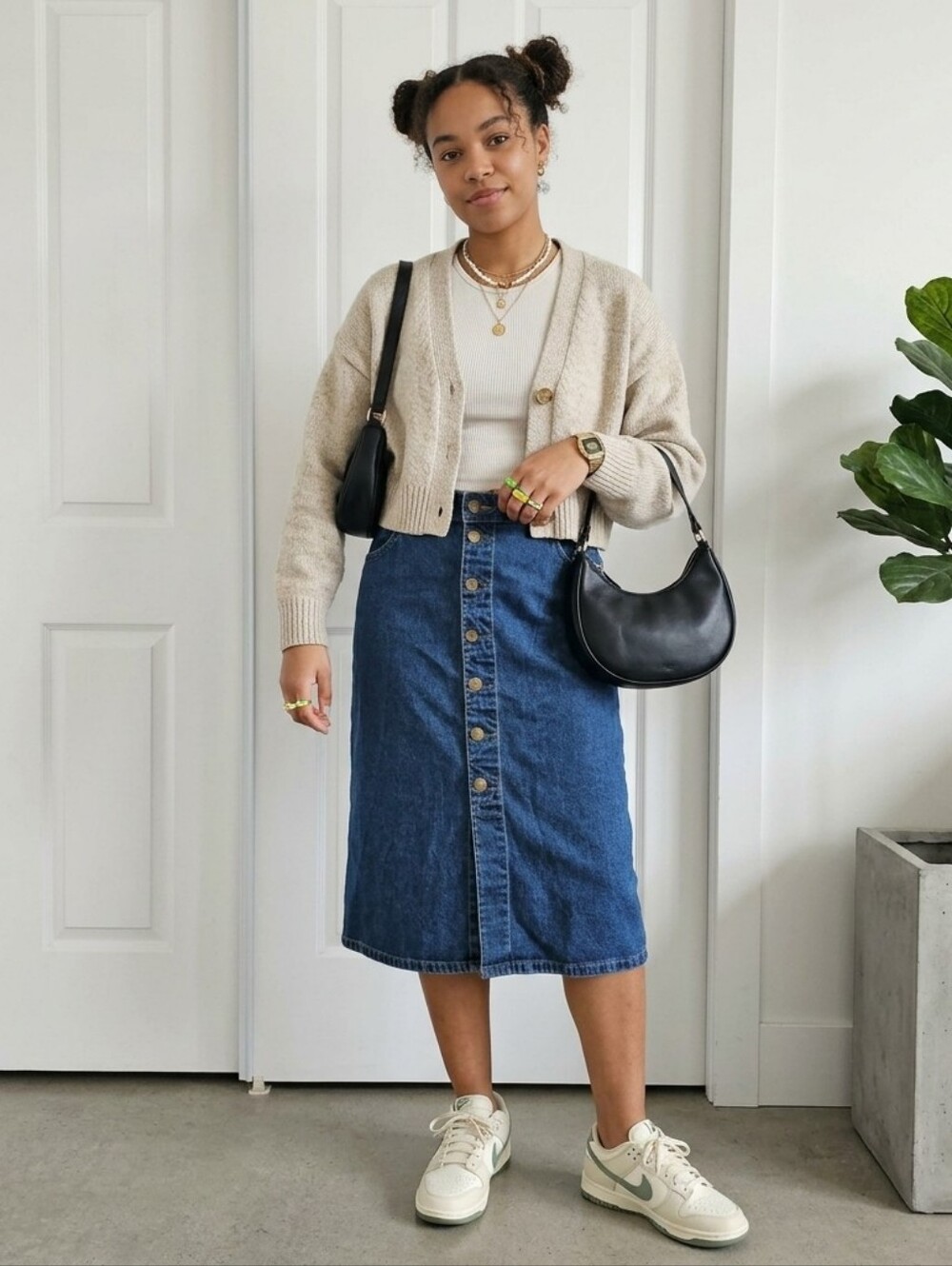 Levi's blue denim midi skirt with button front, Size: 12